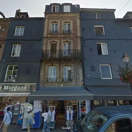 Le 17 Ho Bassin *